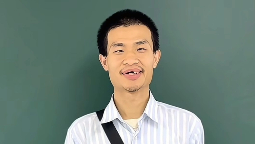 狗狗守着萌娃 爸爸一手一个提回家,管家婆一肖一码最准资料免费公开,展开计划实施_黄金版V5.51